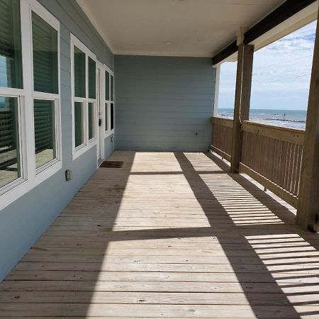 Oceanfront Home Near Hollybeach Cameron Bagian luar foto